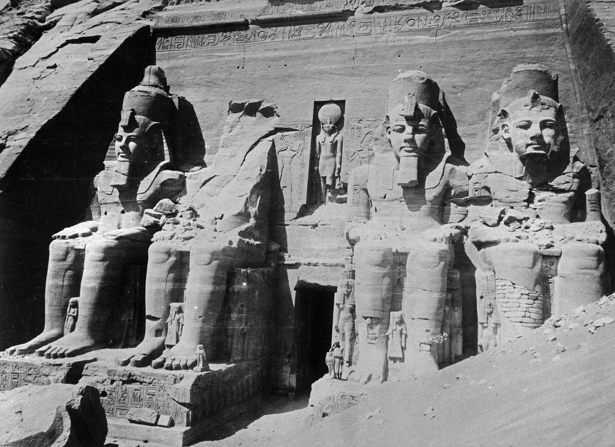 Ramses II Tapınağı, c.1904-05 by English Photographer