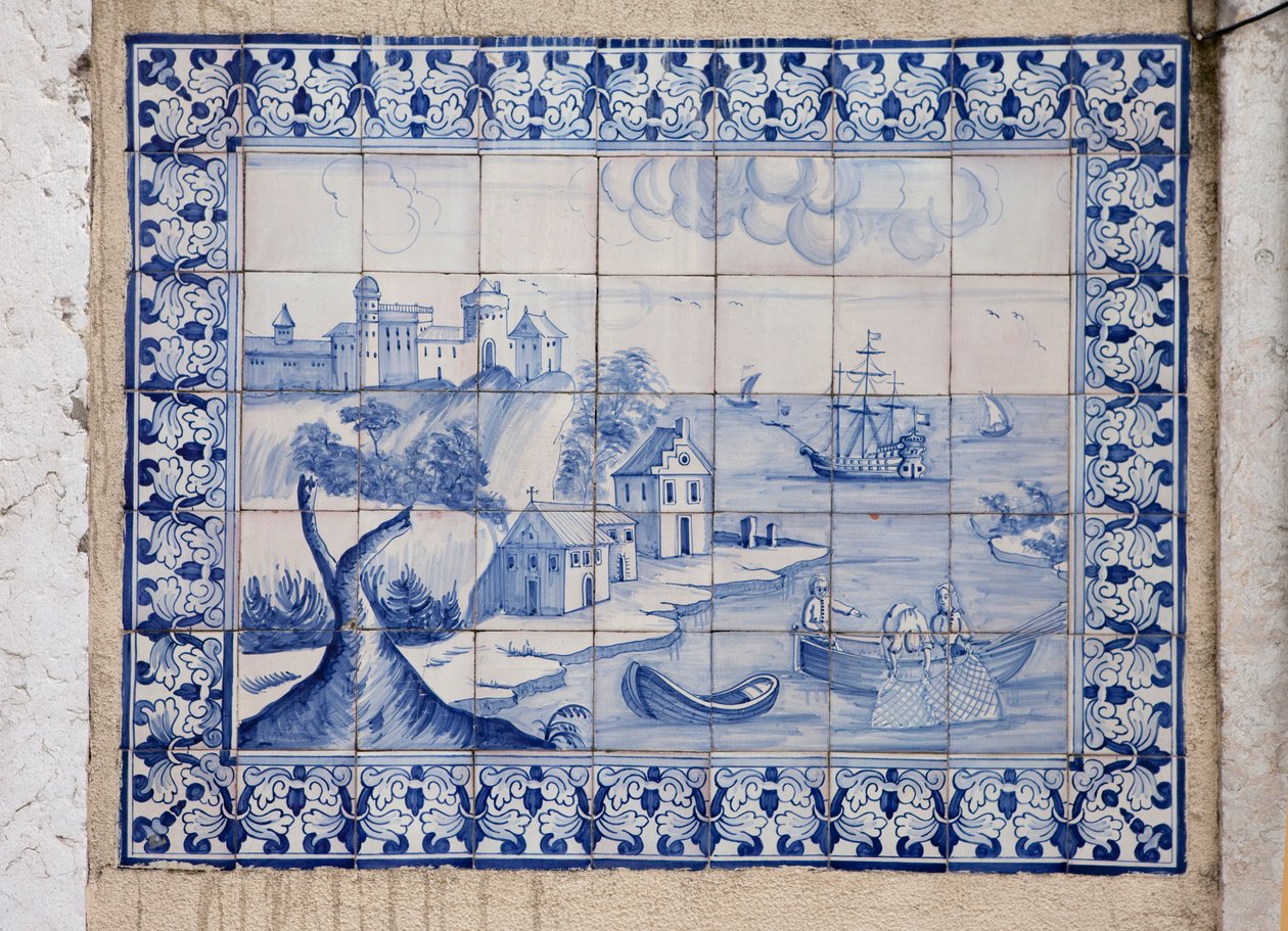 Azulejo, Lizbon, Portekiz. by Unknown