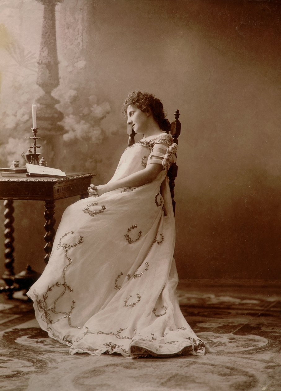 Floransalı asil hanım by Unknown