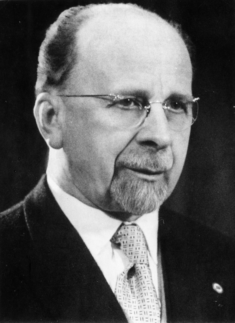 Walter Ulbricht, Gdr Devlet Konseyi Başkanı ve Almanya Sosyalist Birlik Partisi Merkez Komitesi Birinci Sekreteri (Sed), 1961. by Unknown