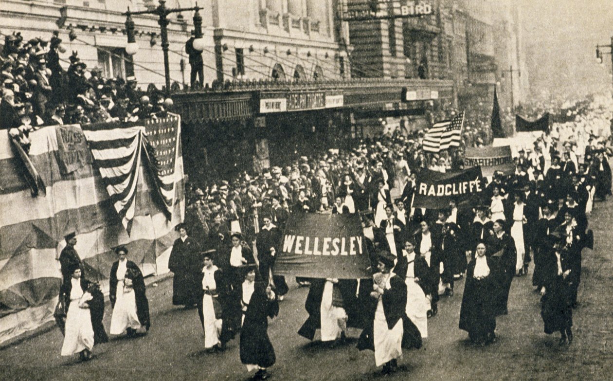 Suffragette geçit töreni, Adelphi Tiyatrosu