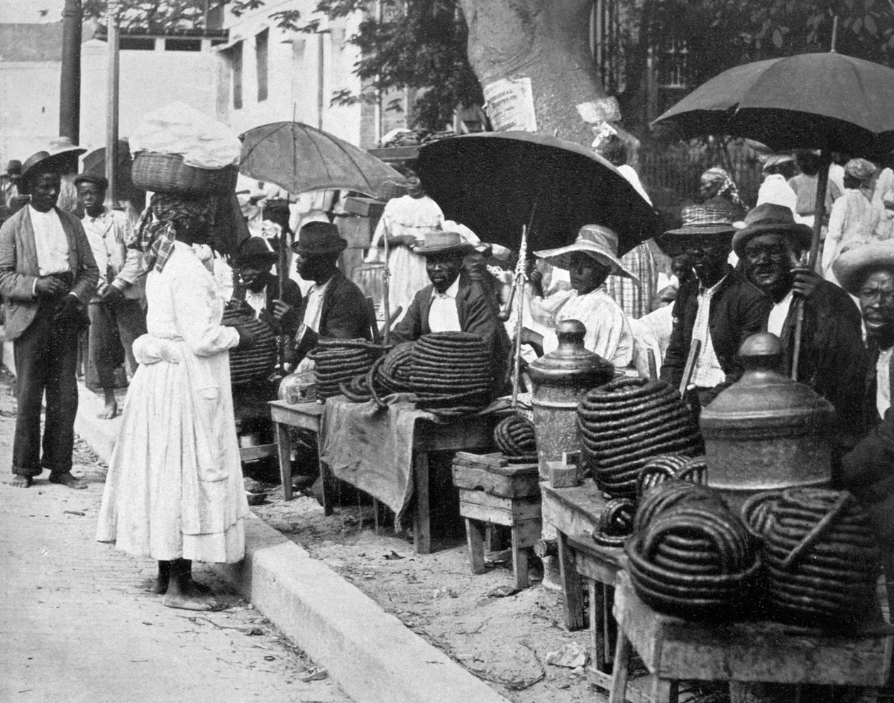 İp tütün satıcıları, Jamaika, c1905. by Adolphe Duperly and Son