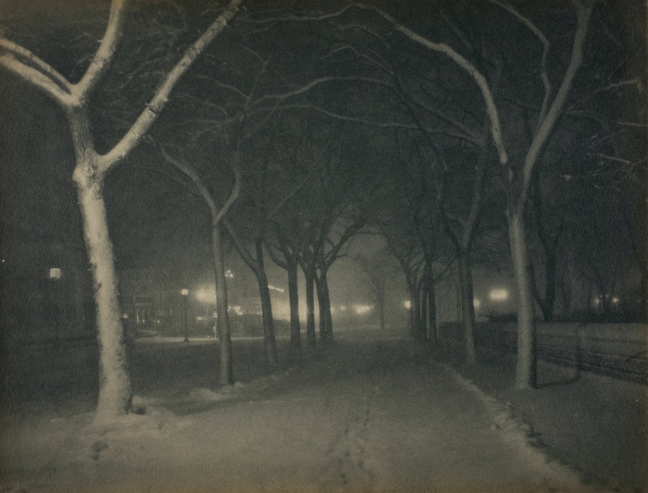 Buzlu Bir Gece, New York, 1898. by Alfred Stieglitz