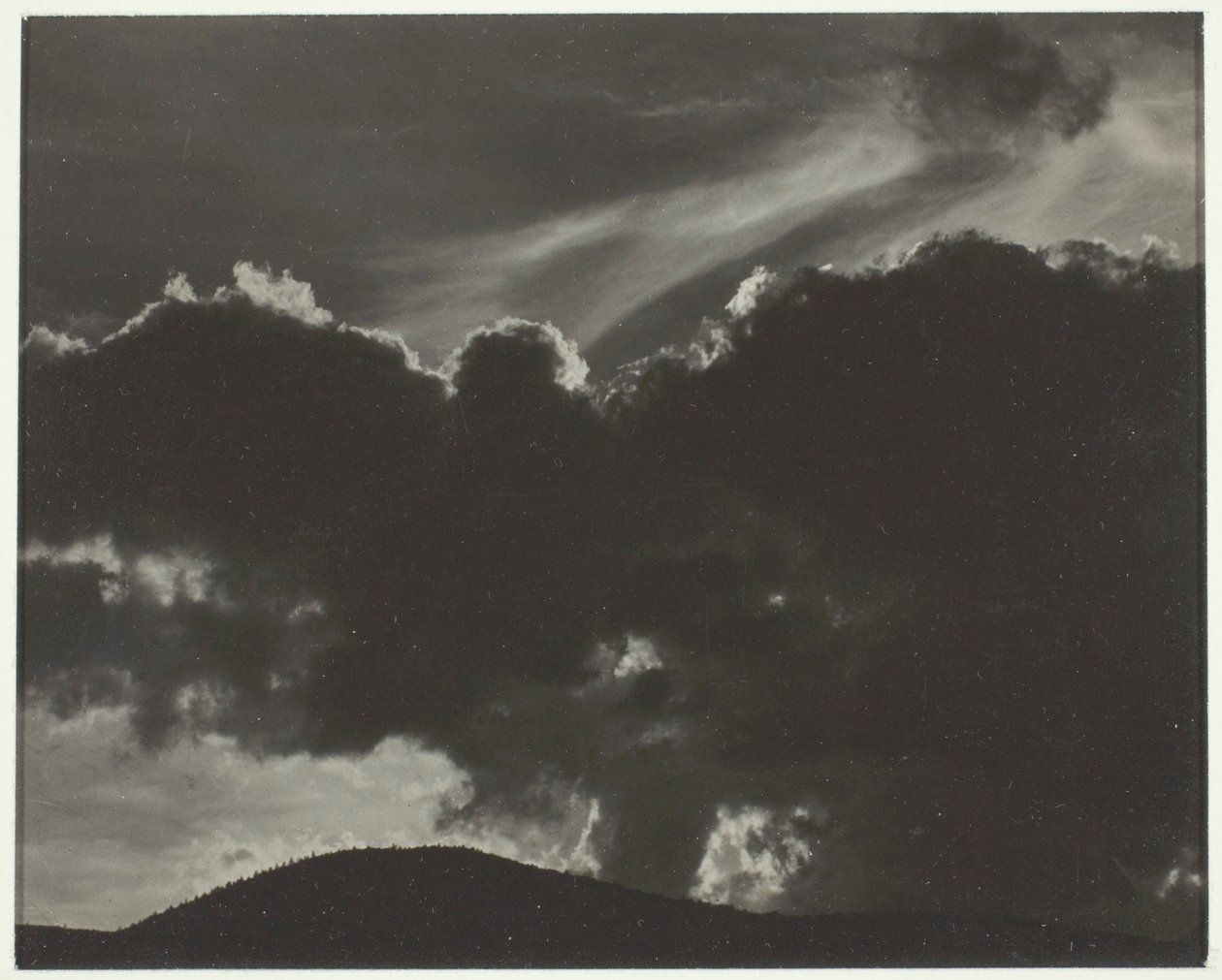 Eşdeğer by Alfred Stieglitz