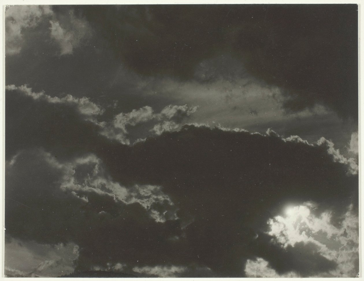 Eşdeğer by Alfred Stieglitz