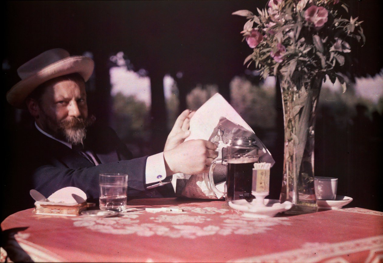 Frank Eugene Masada Oturuyor, 1907. by Alfred Stieglitz