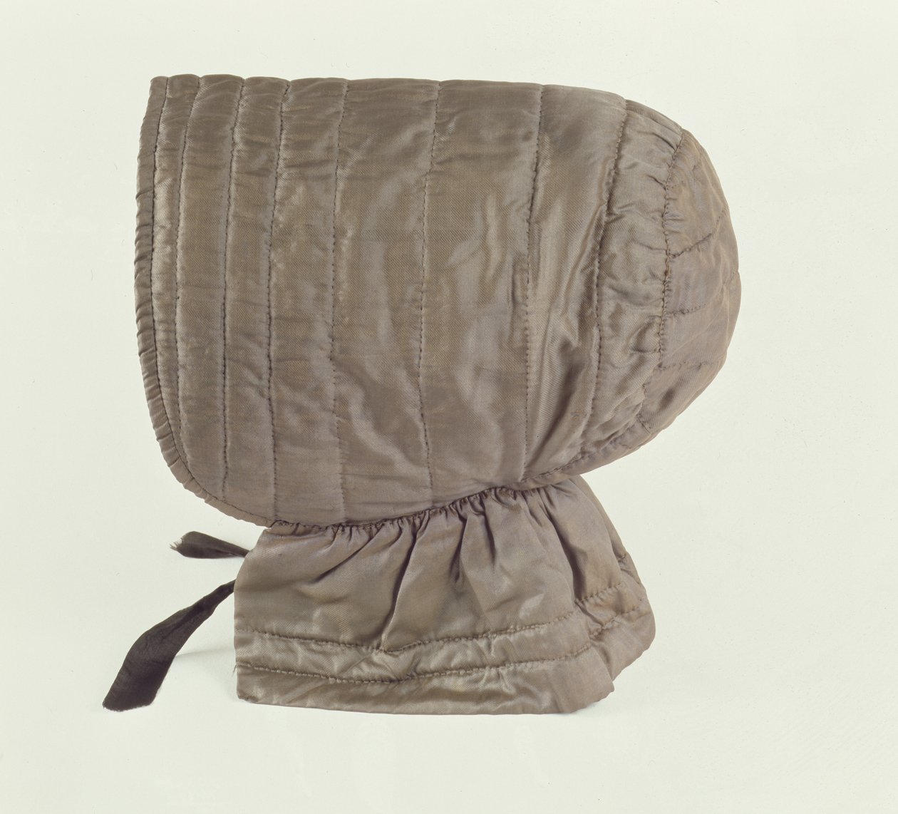 Quaker Bonnet, c.1780 (tekstil) by American School