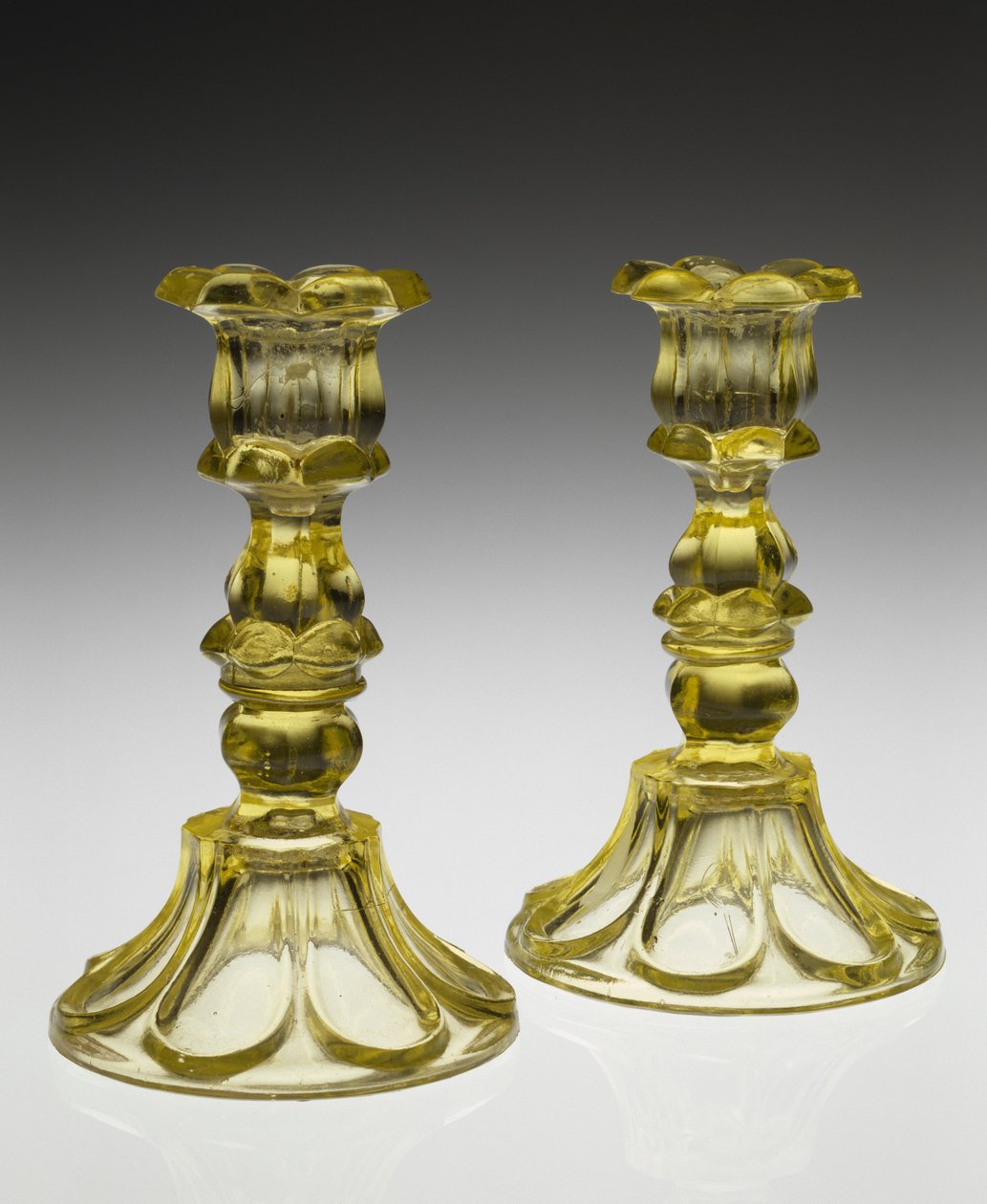 Şamdanlar, c. 1840-1855 (kurşun cam) by American School