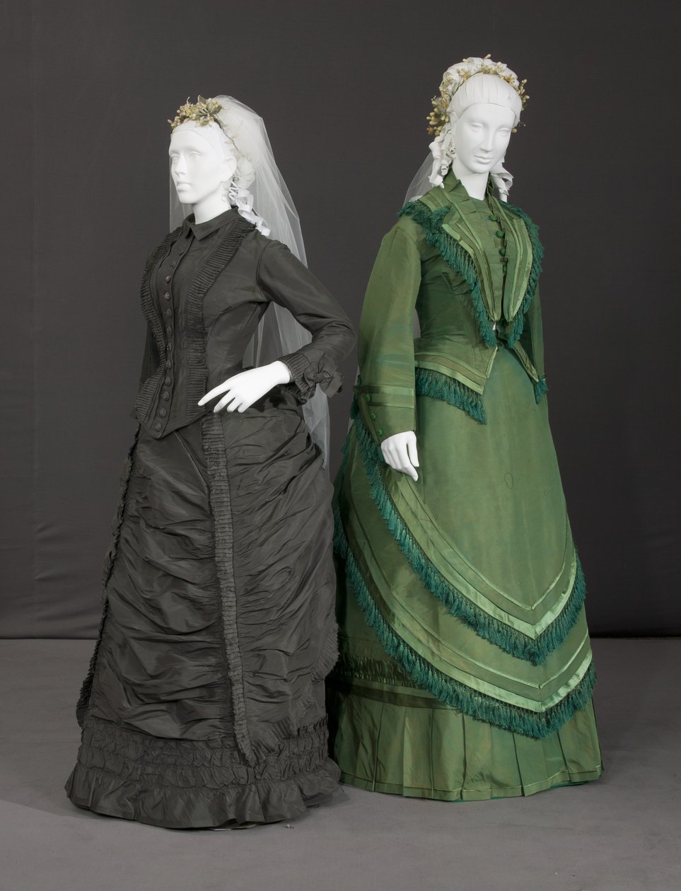 Düğün elbisesi by American School