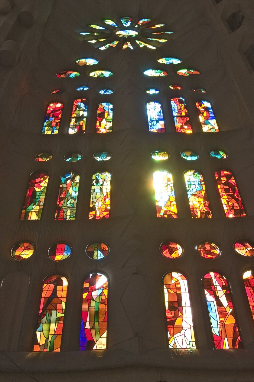 Vitray pencere by Antonio Gaudi