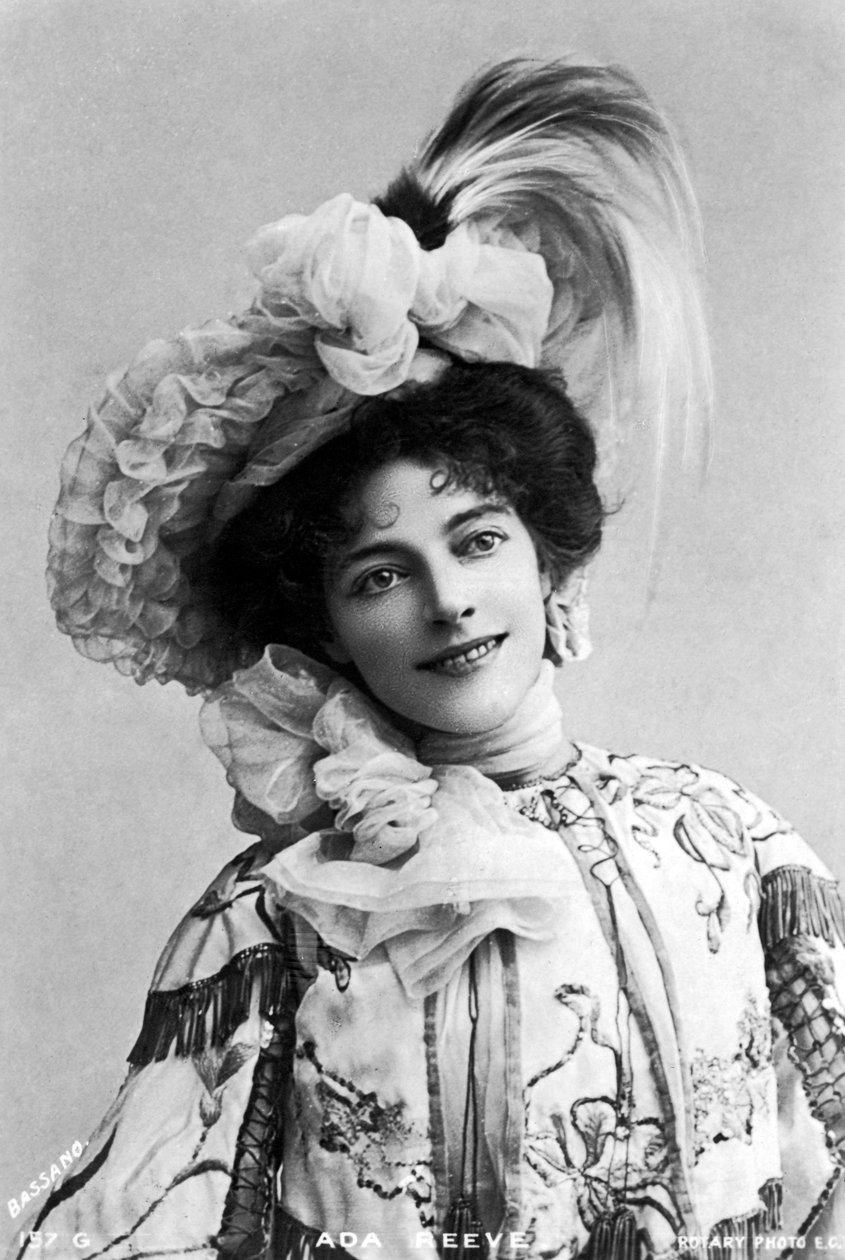 Ada Reeve 1873-1966, İngiliz aktris, 1903. by Bassano Studio