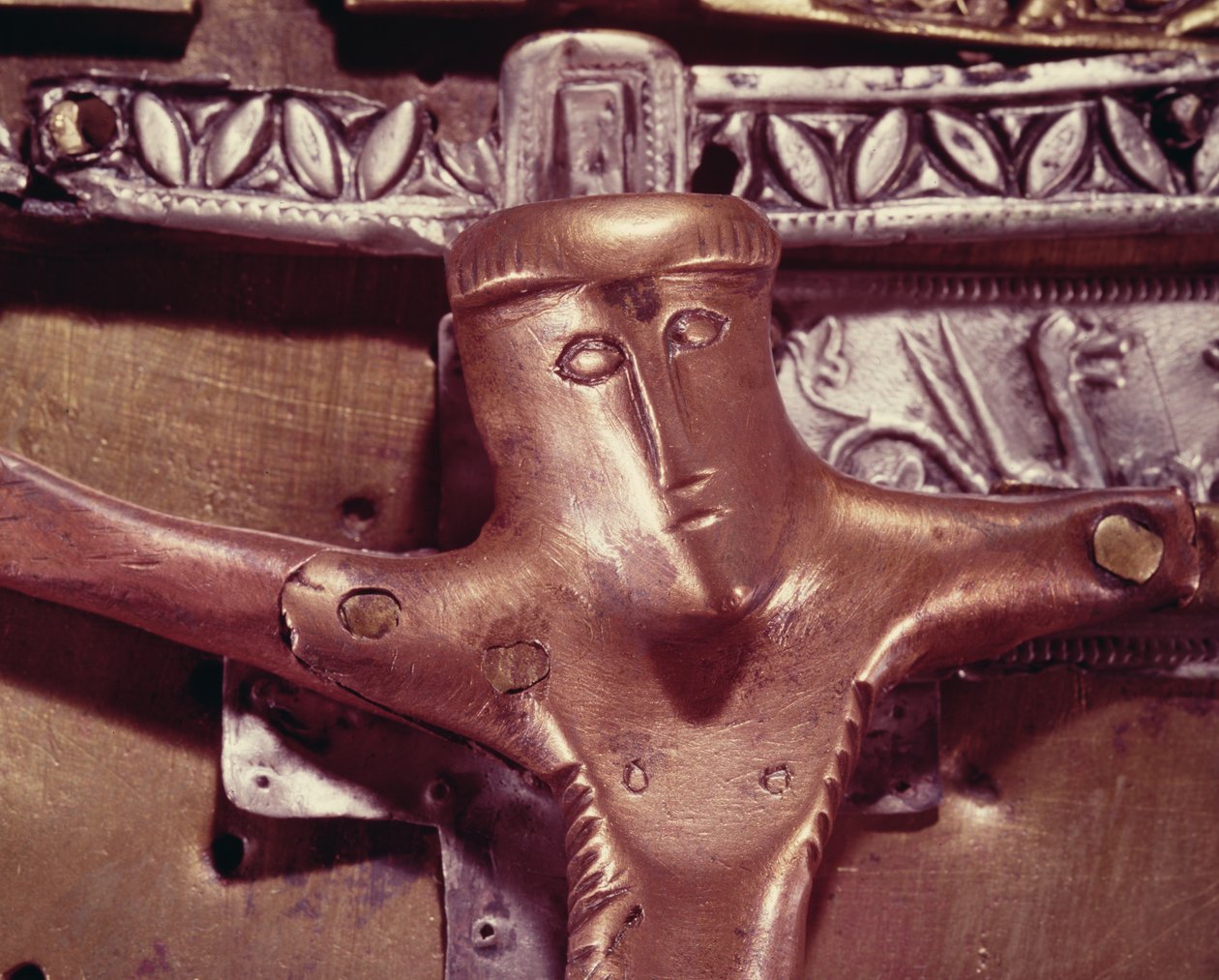 Corp Naomh olarak bilinen çan tapınağı, Templecross, County Westmeath, 10. ve 15. yüzyıl gümüş ve bronz detayı 390440 by Celtic