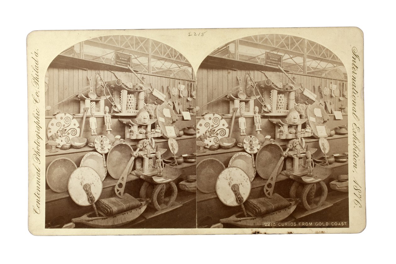 Gold Coast'tan Curios, 1876 (albüm baskısı) by Centennial Photographic Co.