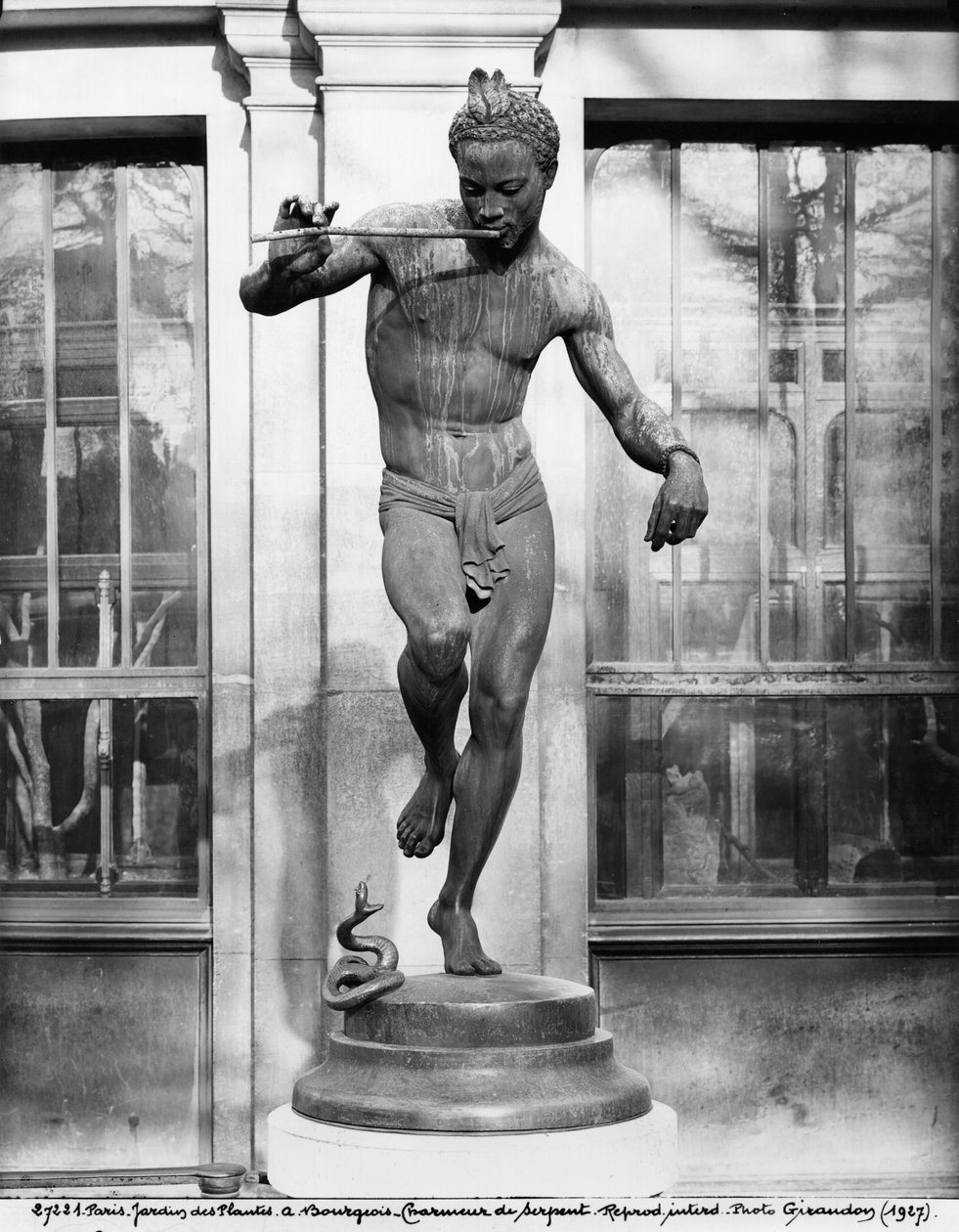 Yılan oynatıcısı, 1863 (bronz) by Charles Arthur Bourgeois