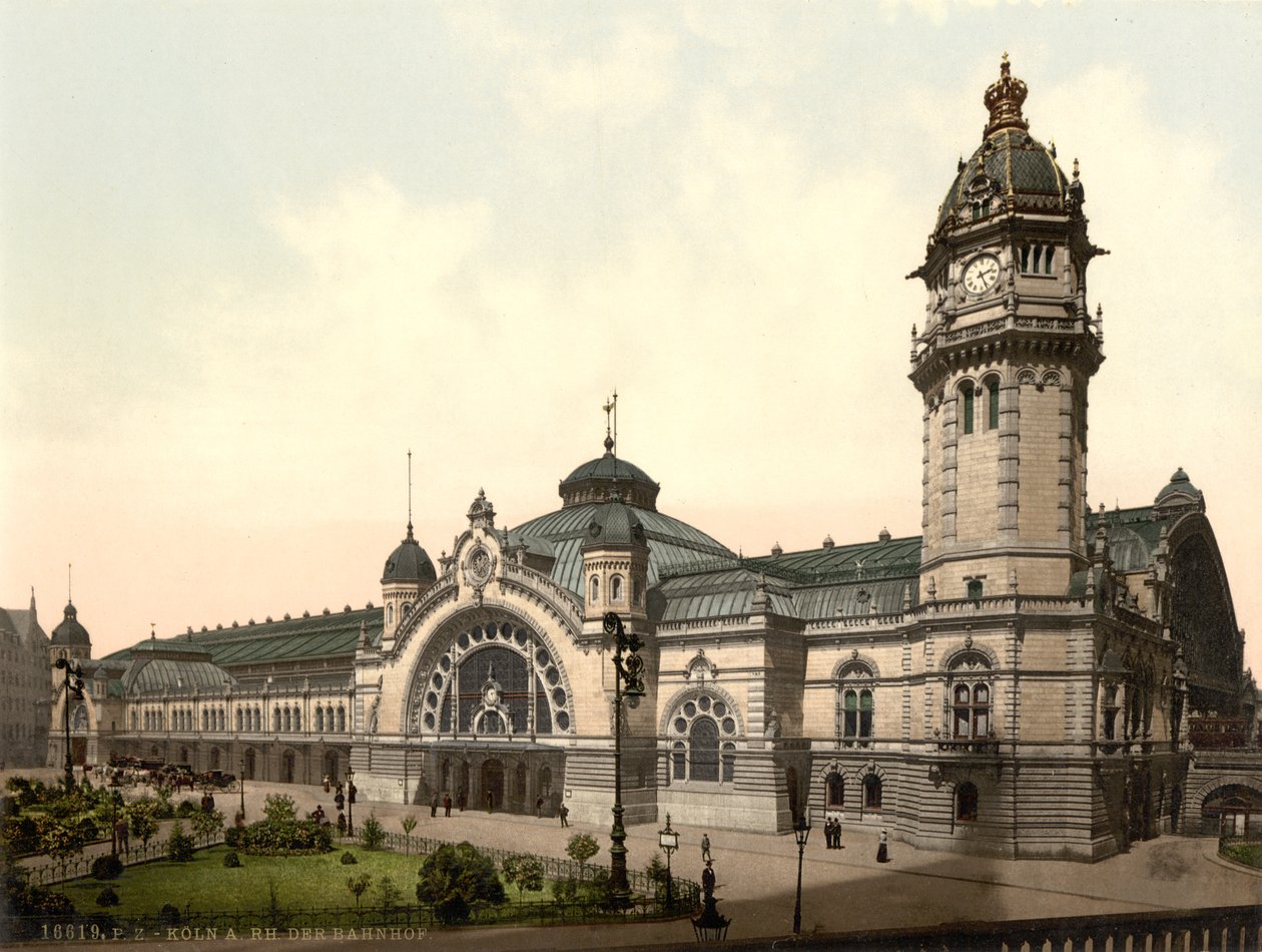 Tren İstasyonu, Köln, Almanya, c.1900 by Detroit Publishing Co.