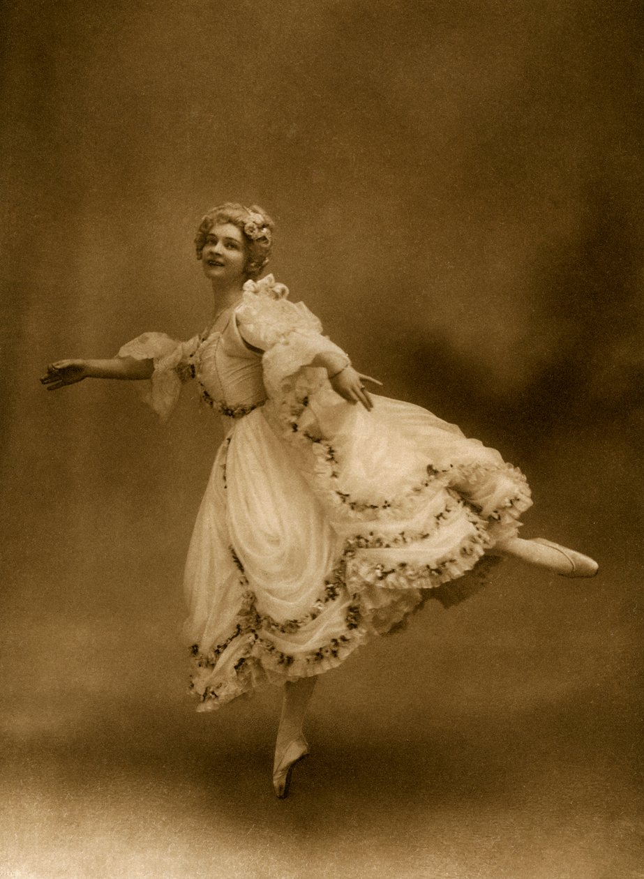 Adeline Genee, 19. yüzyılın sonlarında. by Dover Street Studios