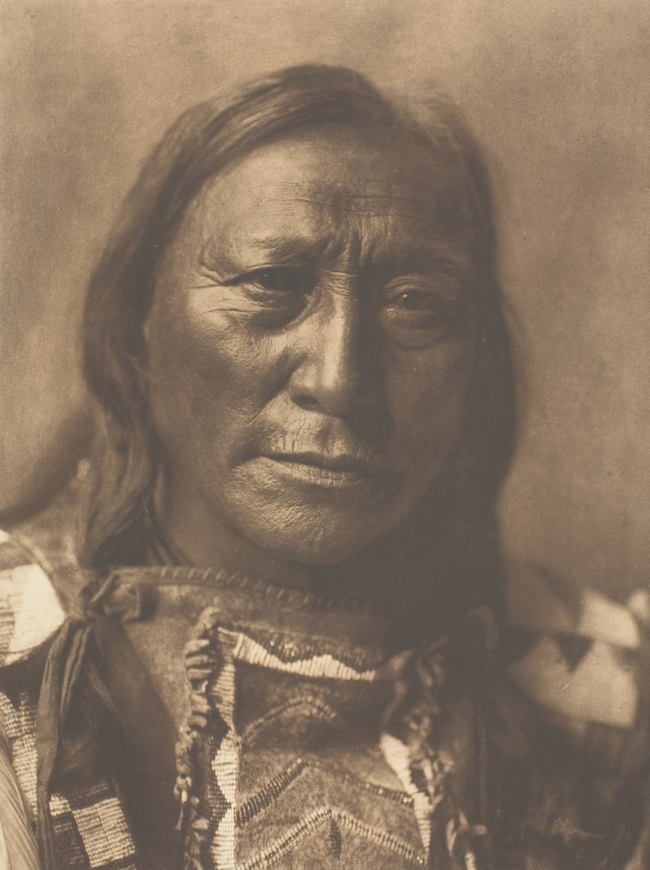 İçi Boş Boynuzlu Ayı, 1907. by Edward Sheriff Curtis
