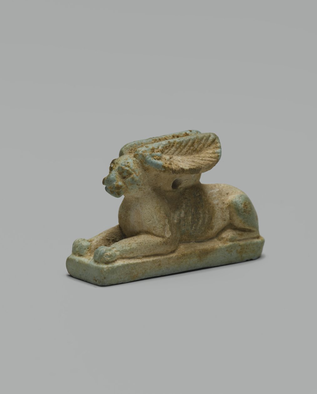 Tavşan muska (sırlı fayans) by Egyptian 26th Dynasty
