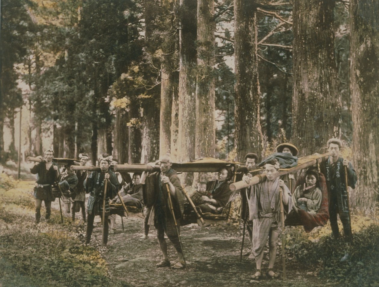 Çöplerde taşınan Japon ailesi, 1880