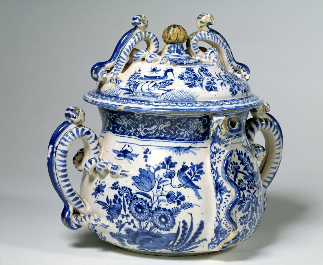 Delftware posset tencere ve kapağı (seramik) by English School