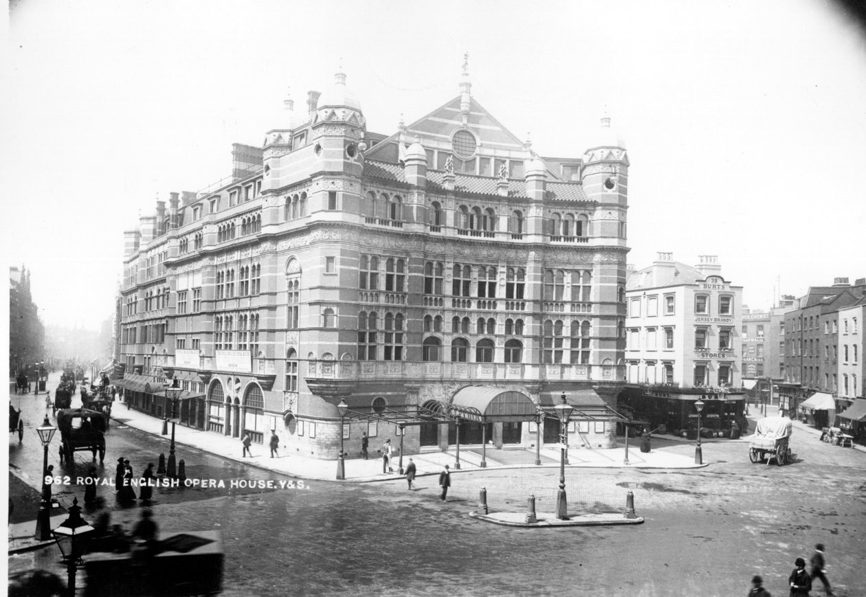 Kraliyet İngiliz Opera Binası, 1891 by English Photographer