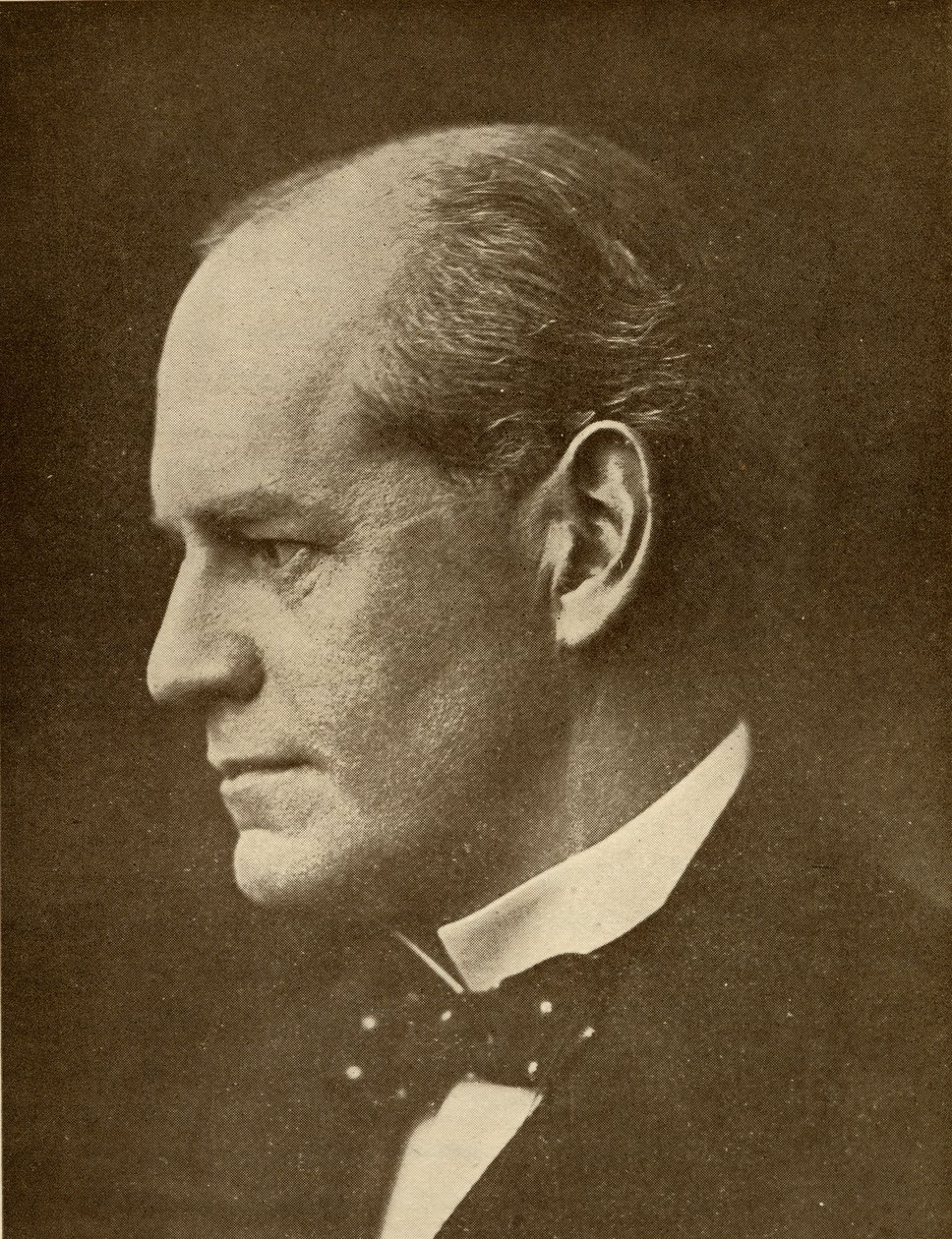 John Galsworthy (1867-1933) (taş) by English School