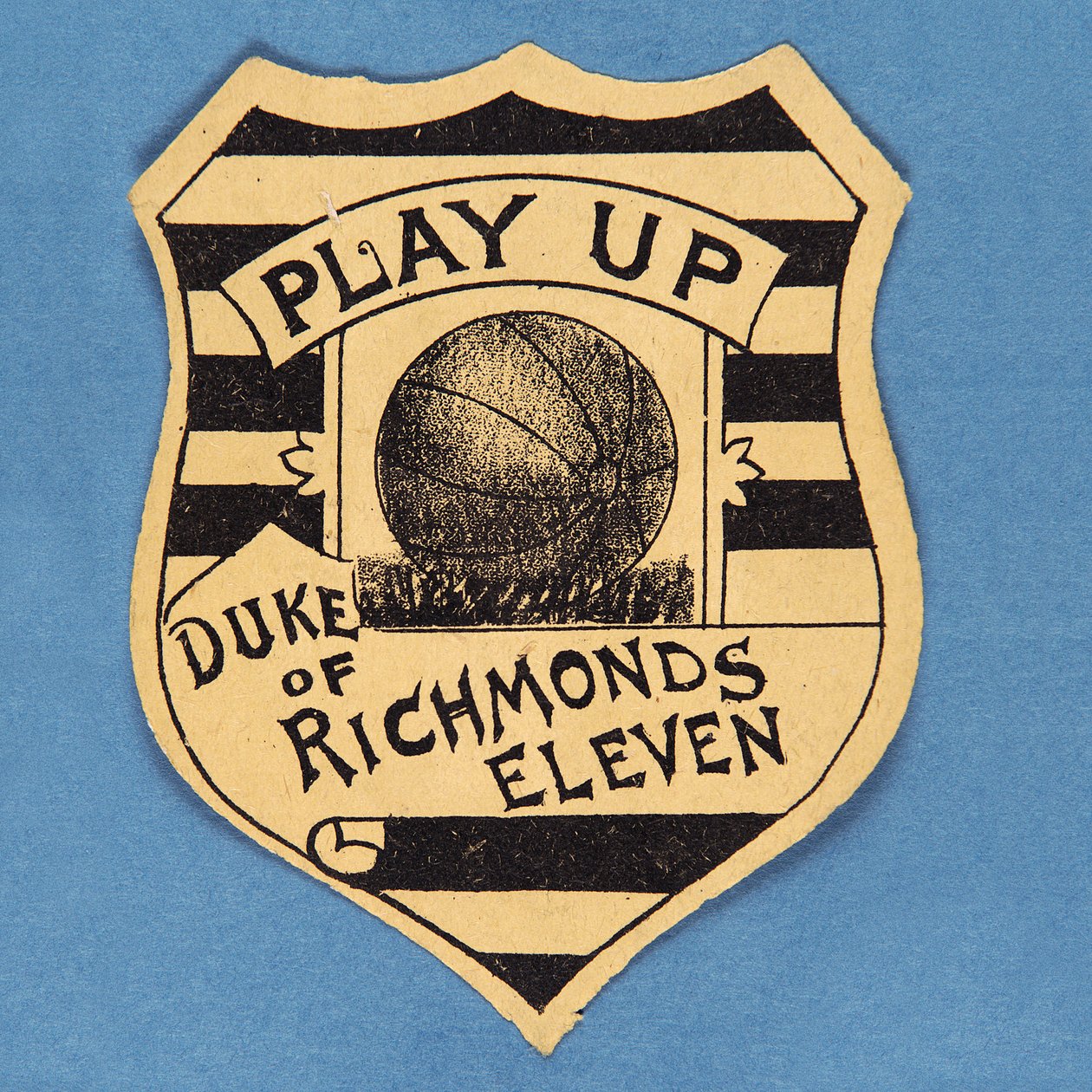 Richmonds Eleven Dükü oyna by English School