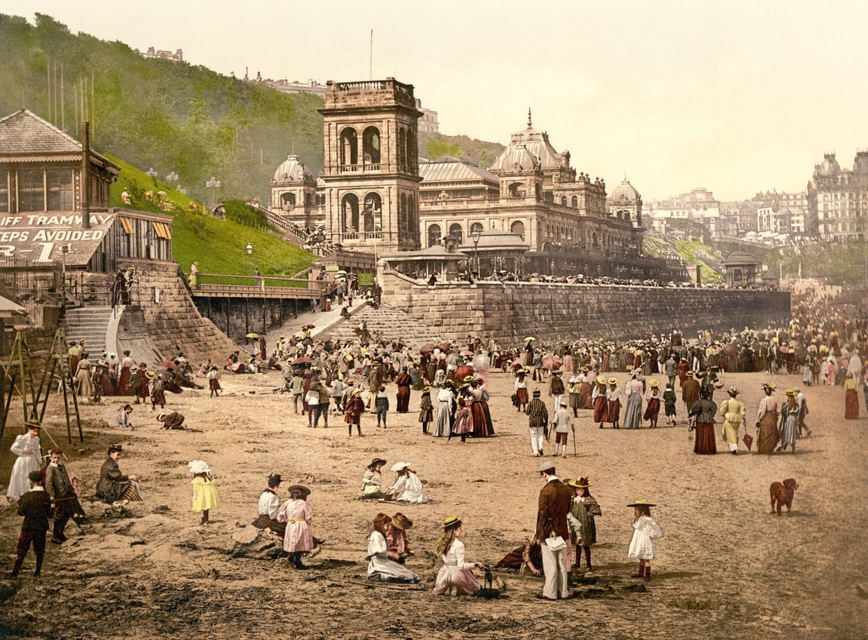 Scarborough görünümü (el ile renklendirilmiş fotoğraf) by English School