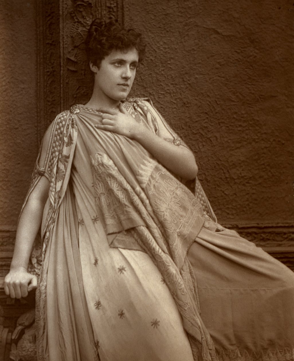 Julia Neilson, İngiliz aktris, 1888. by Ernest Barraud