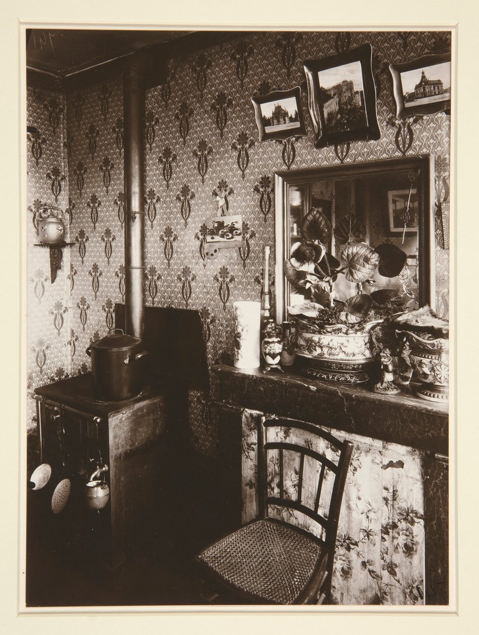 İşçi sınıfı iç, Rue de Romainville by Eugène Atget