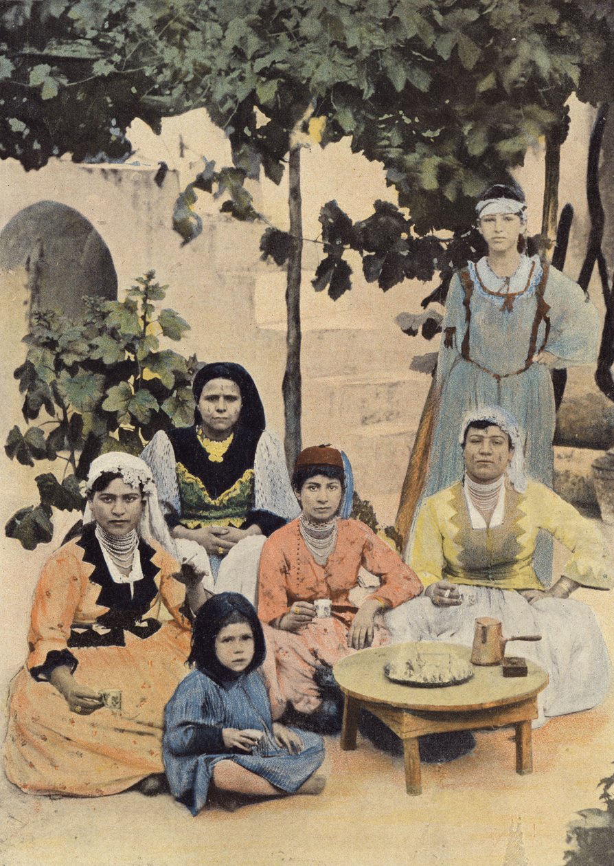 Mağribi Ailesi De Blidah by European Photographer