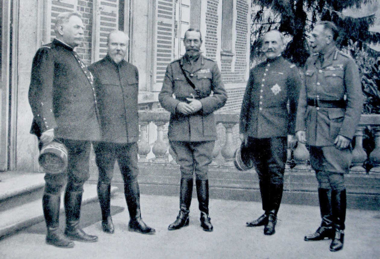 Müttefik savaş komutanları ve devlet adamlarının Somme saldırısı sırasında buluşması, 1916 by French Photographer