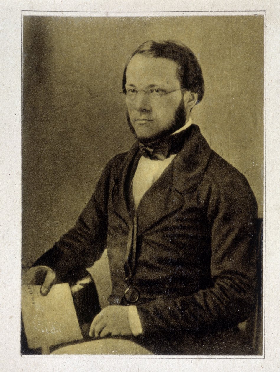 1852