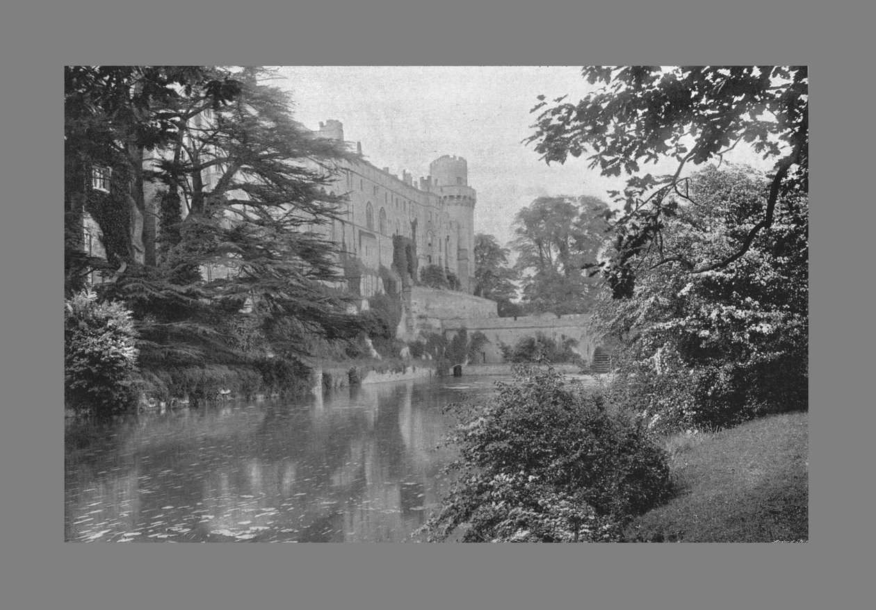Warwick Kalesi, c1900 by Frith and Co