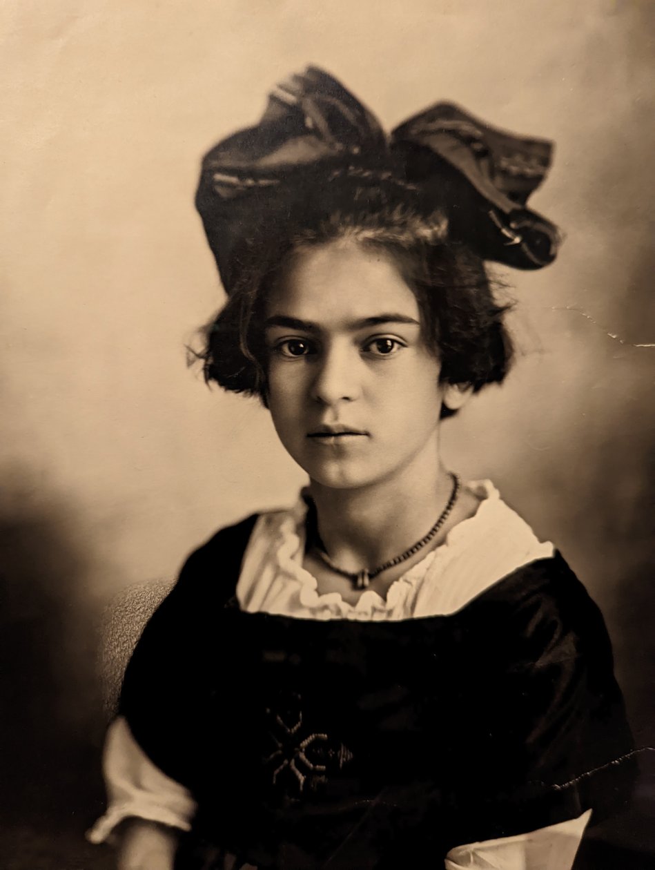  by Guillermo Kahlo