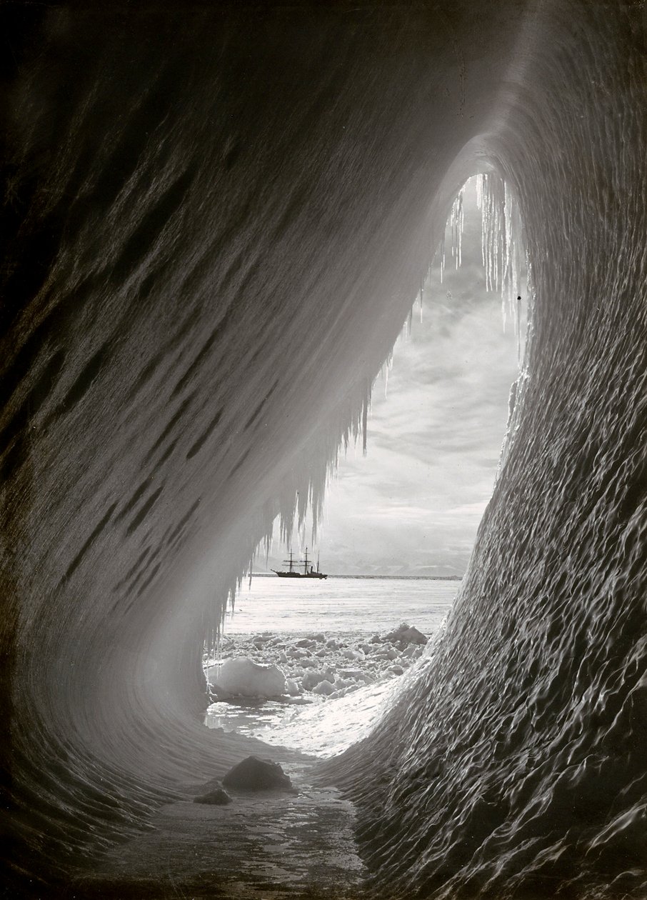  by Herbert Ponting