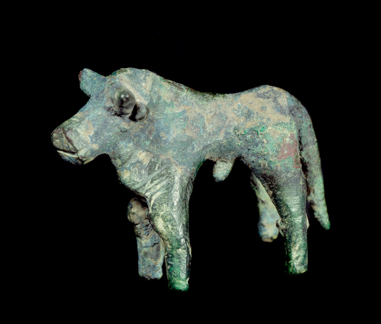 İber uygarlığı: bronz boğa. Paris, Picasso Müzesi by Iberian Iberian