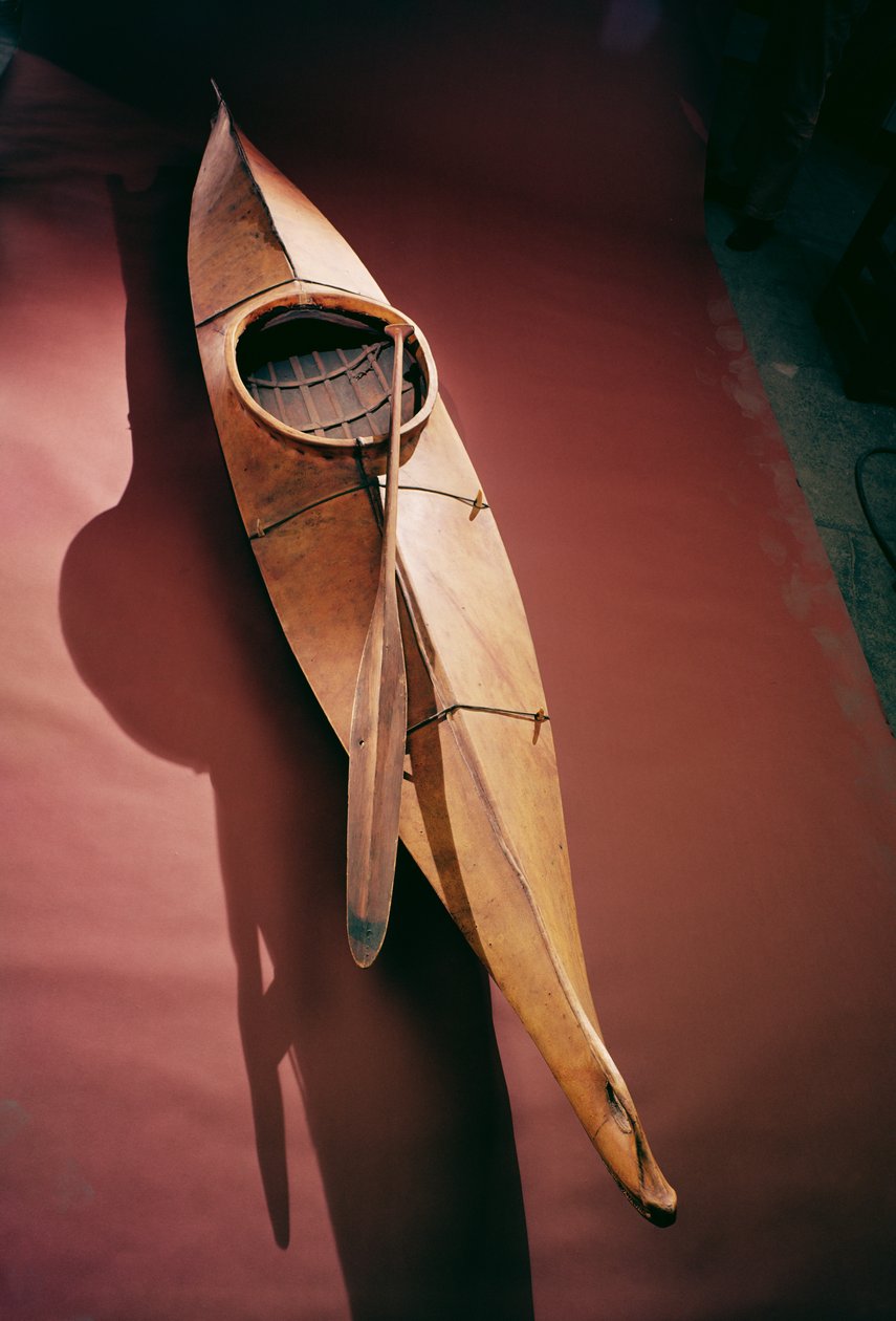 Tinglit kayak (wood) by Inuit School
