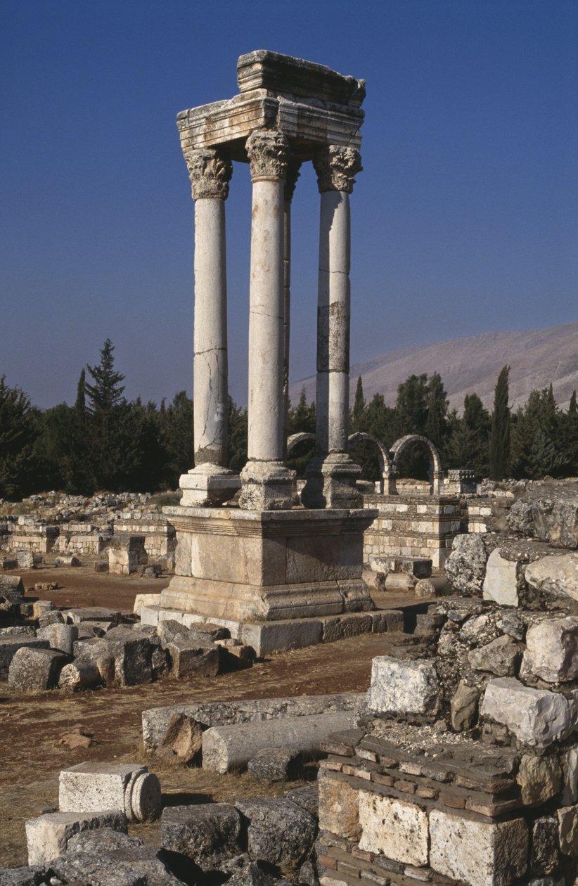 Tetrapylon, Emeviler Dönemi (661-750) by Islamic School