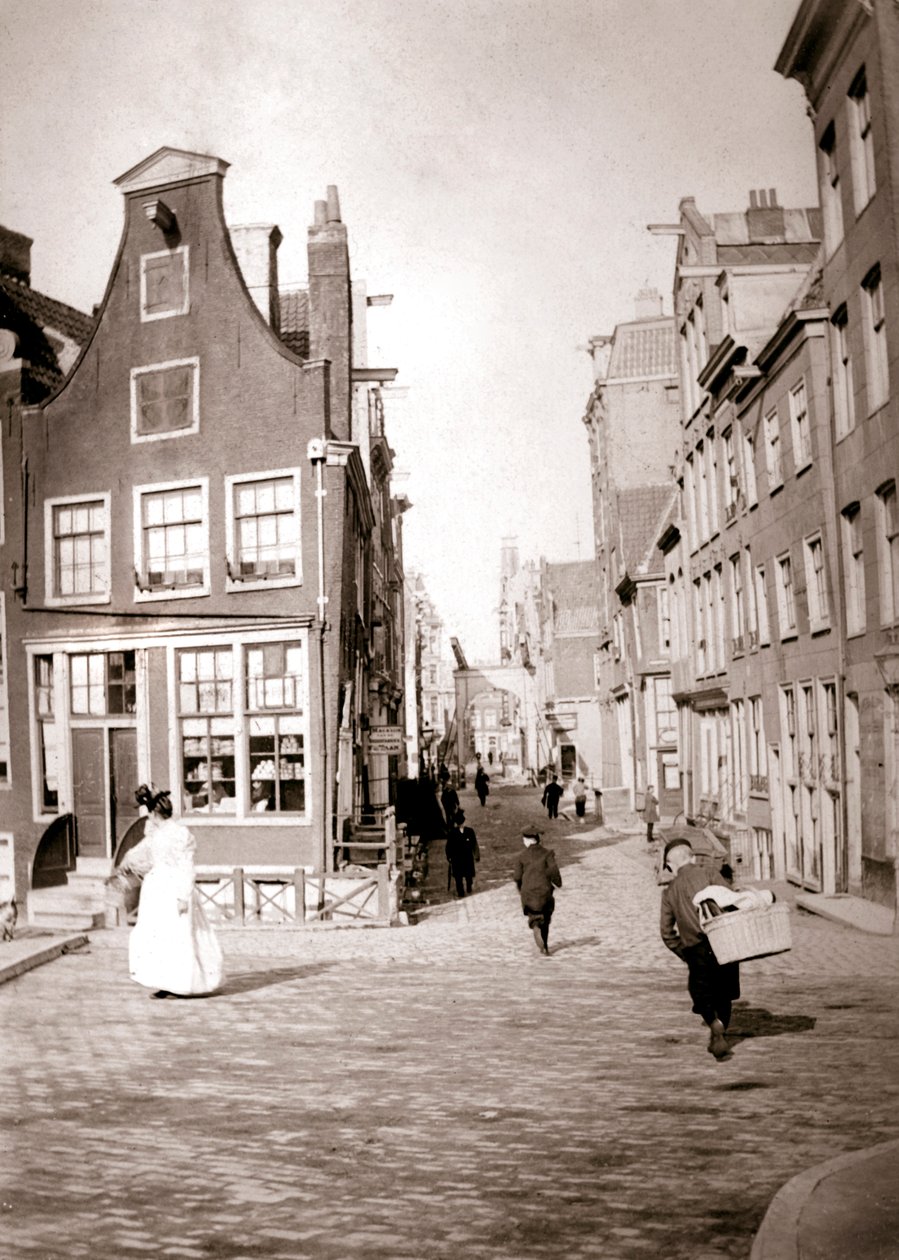 Sokak sahnesi, Rotterdam, 1898. by James Batkin