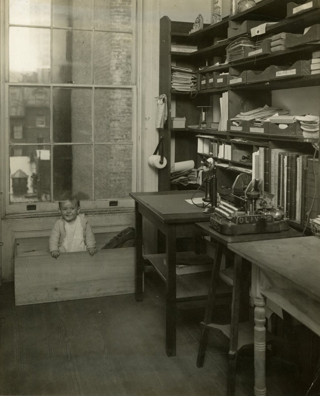 10 Nisan by Jessie Tarbox Beals