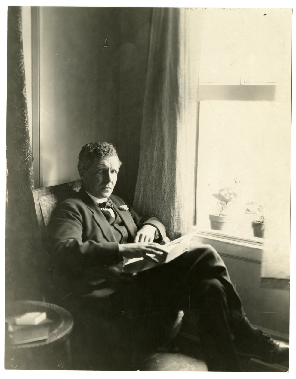 Llewelyn Powys, c.1905-40 (jelatin gümüşü fotoğraf) by Jessie Tarbox Beals