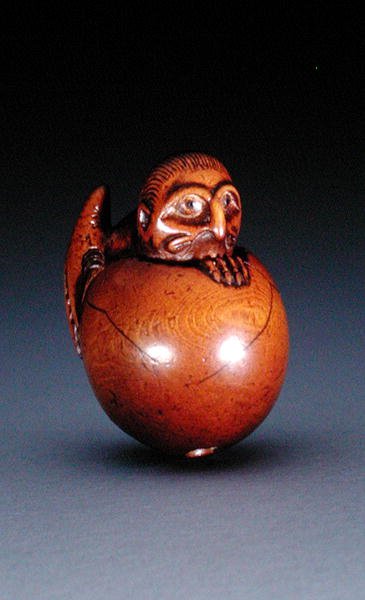 Netsuke c Çene g Tengu yumurtası, c. 1770-90 (Od) (Sae A Kaba 210189) by Jobun