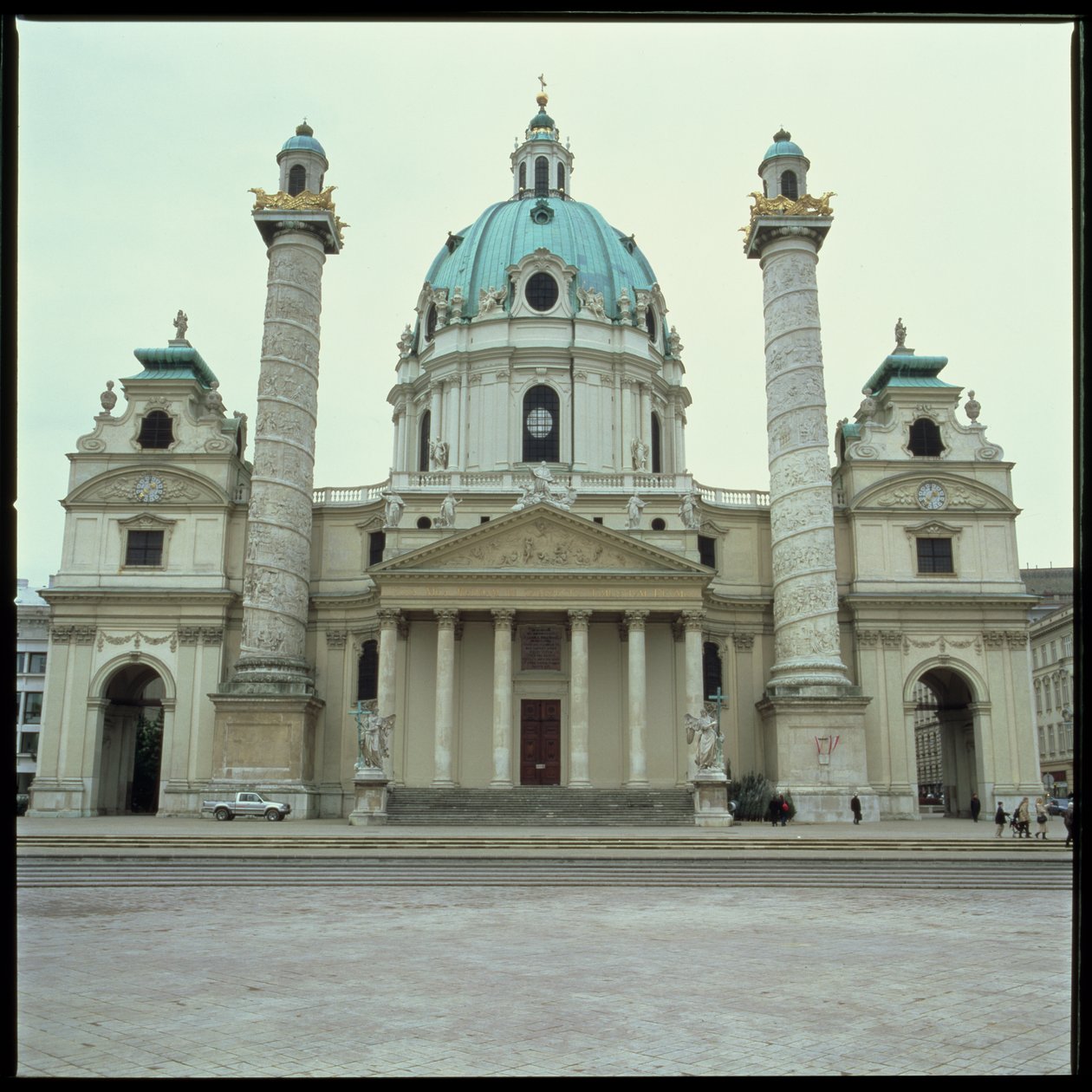 Karlskirche, 1714-37