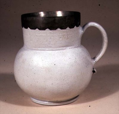 Kupa, c.1680 (tuz sırlı taş eşya) by John Dwight