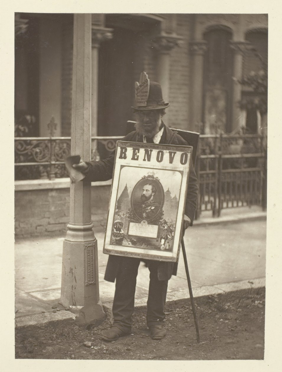 Londra Boardmen, 1881. by John Thomson