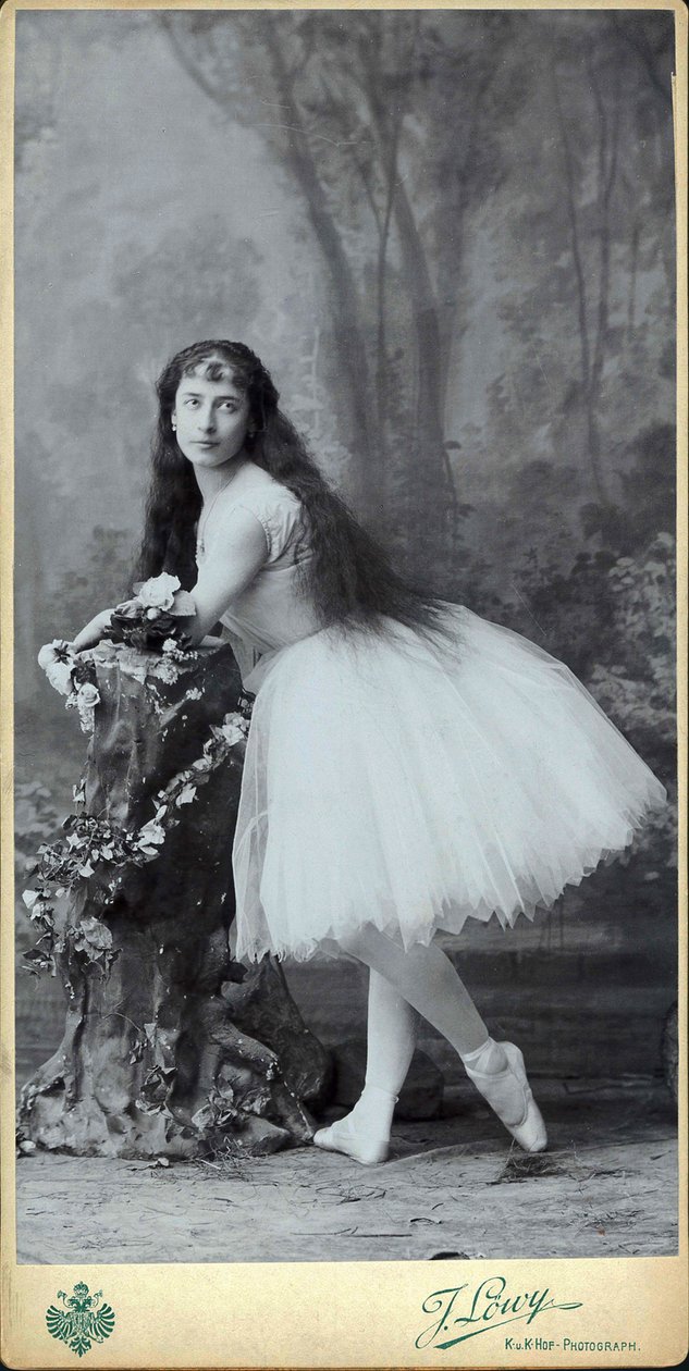 Luigia Cerale Giselle olarak, c. 1880. by Josef Löwy
