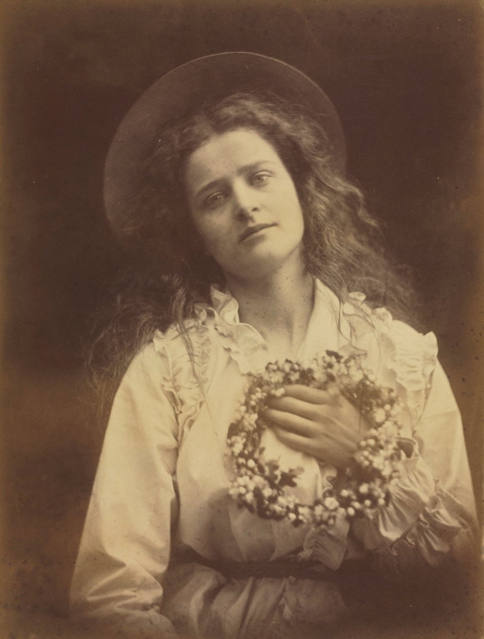 Mayıs Kraliçesi, 1875. by Julia Margaret Cameron