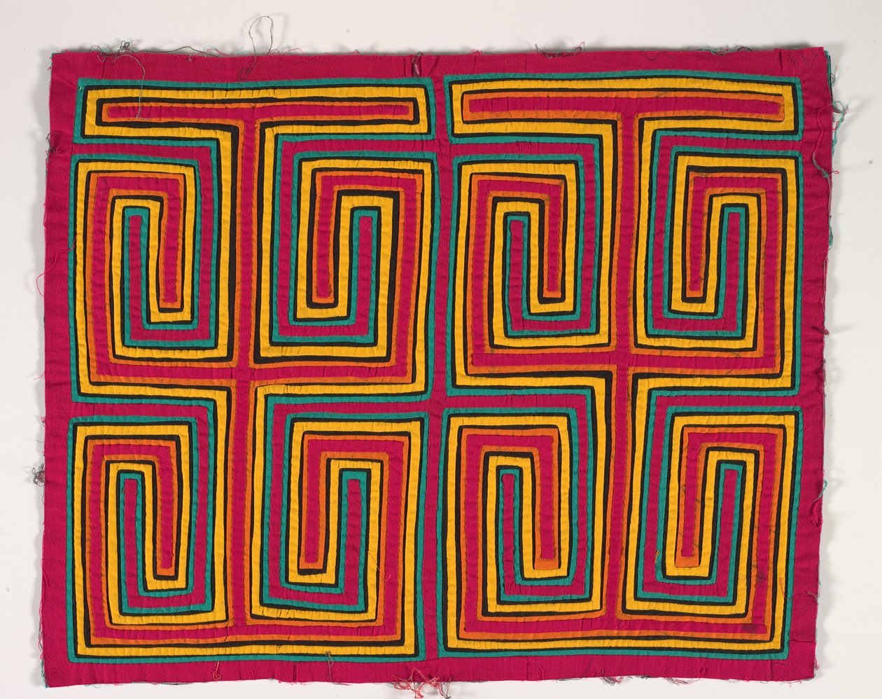 Gömlek Paneli (mola), 1950 dolayları (aplikeli pamuk) by Kuna Indian Culture