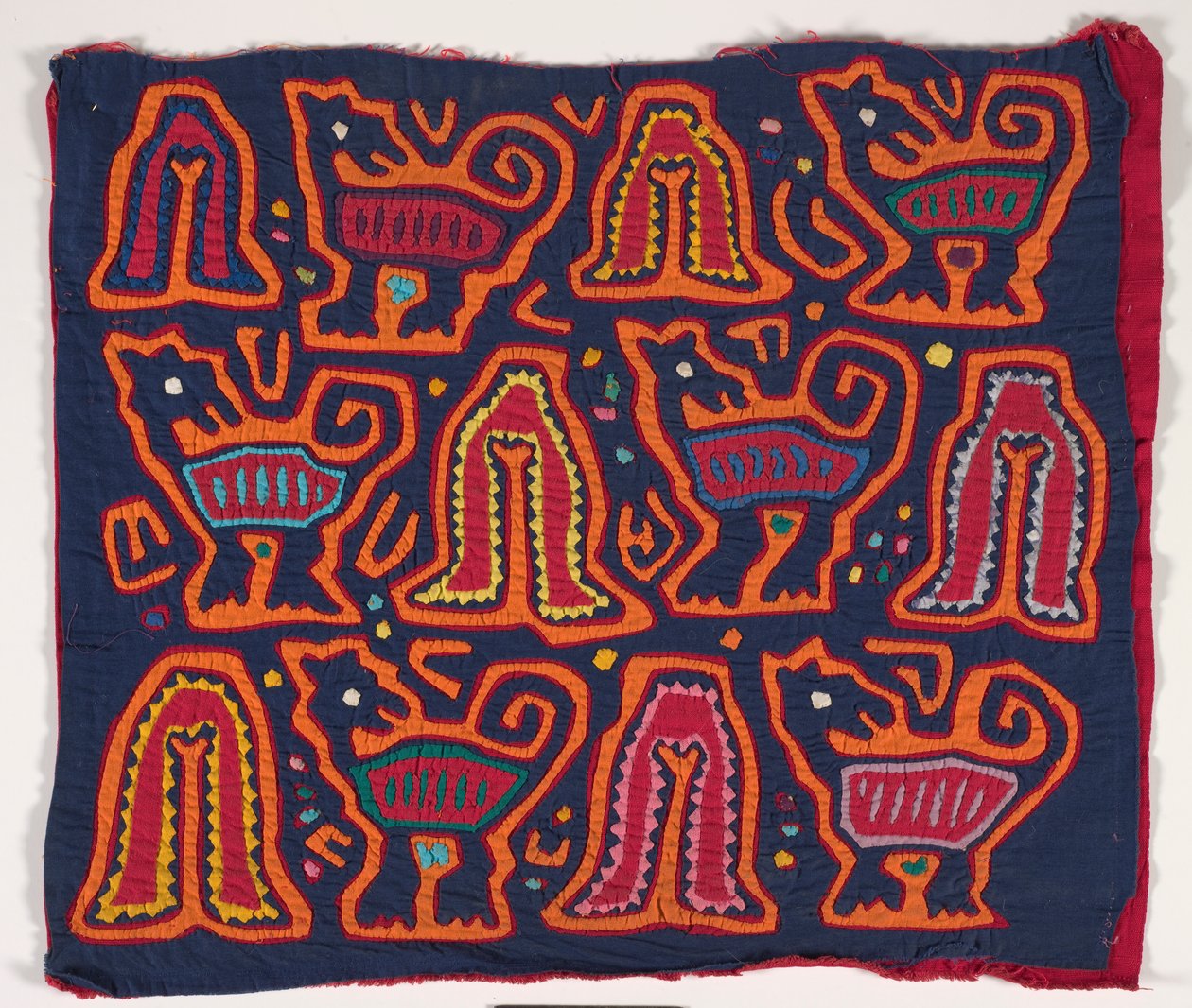 Gömlek paneli (mola) (aplikeli pamuklu) by Kuna Indian Culture